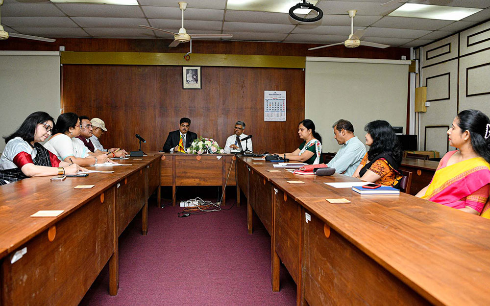 Initiating partnerships with the University of Lucknow, India